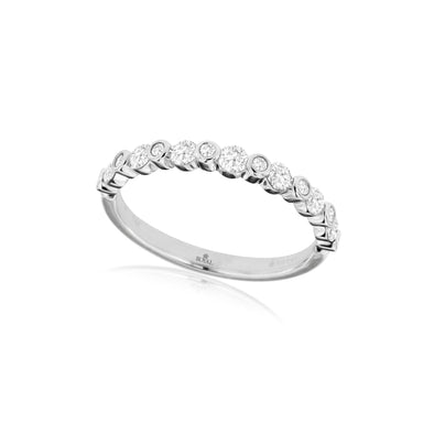 Alternating Size Bezel Set Diamond Wedding Band