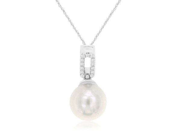 Round Pearl and Diamond Bale Pendant
