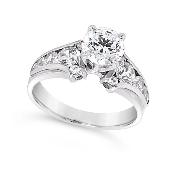 Channel Set Tapered Edge Diamond Engagement Mounting