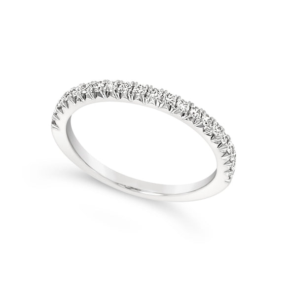 Twenty-One Round Prong Set Diamond Wedding Band - .26 carat t.w.