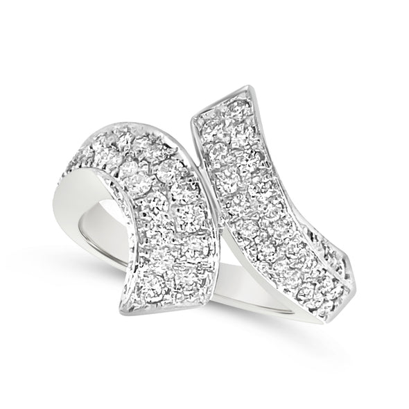 Tapered Offset Design Diamond Ring