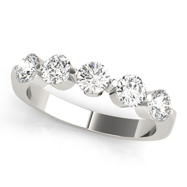Wedding band 5 diamonds Clearance